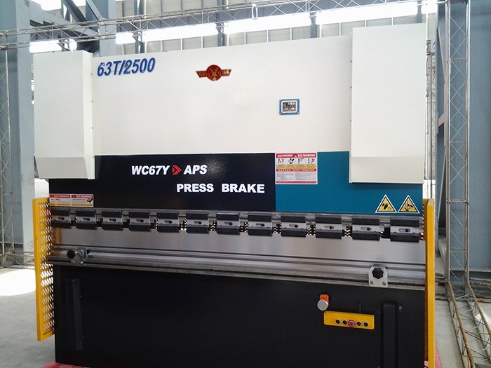 液壓數(shù)顯折彎機